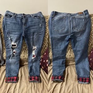 Judy Blue Mad for Buffalo Plaid Skinny jeans